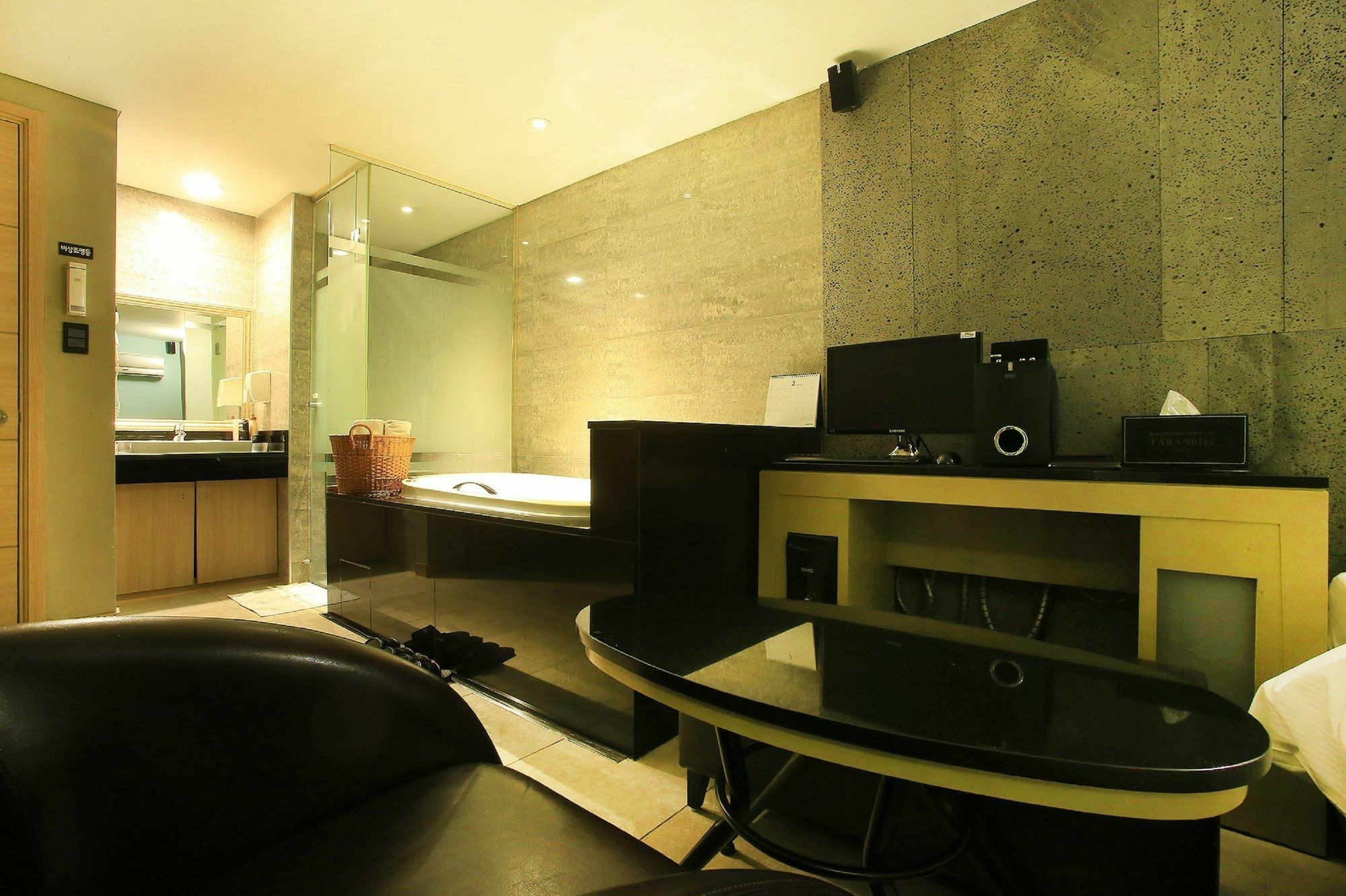 Hotel Tara 2*