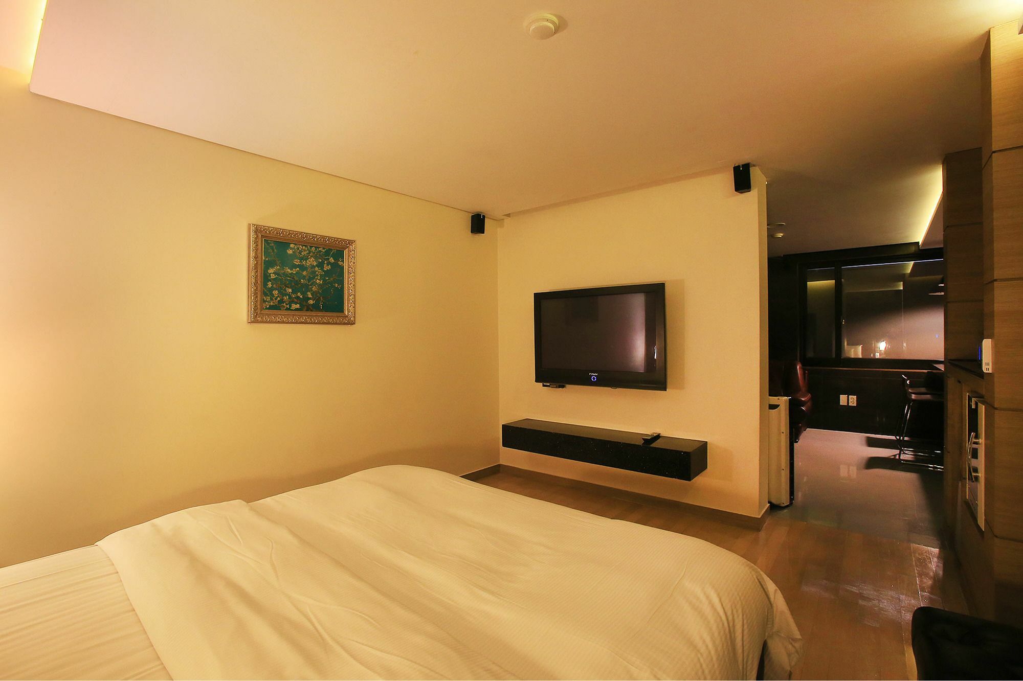 Tara Hotel